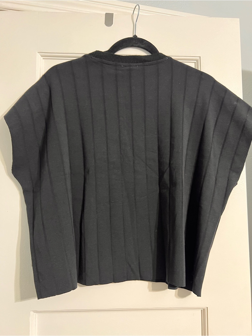 Splendid Black Ribbed Short Sleeve Top - Picture 3 of 6